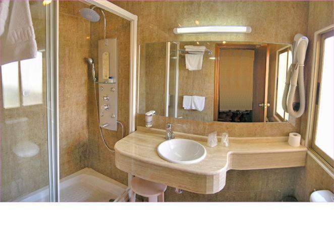 Hotel Maria Del Mar Noja Luaran gambar